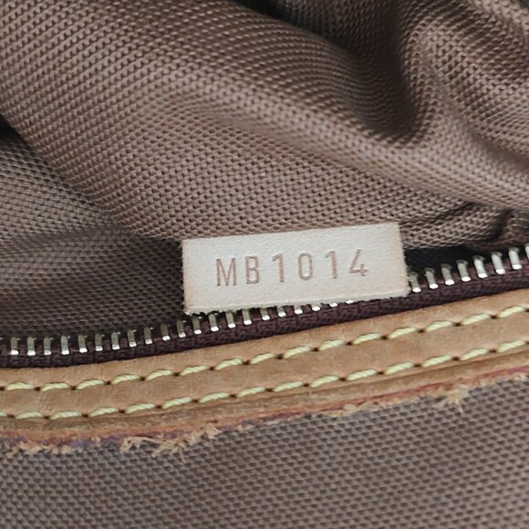 Louis Vuitton Porte-Documents Pegase monogram briefcase EUC - Picture 8 of 15